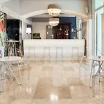 Grand Palace - Small Luxury Of The World Hotel
