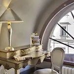 Grand Palace - Small Luxury Of The World Hotel