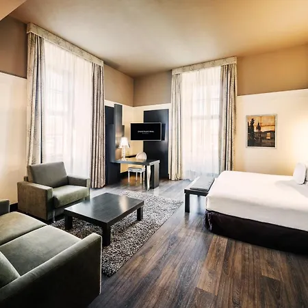 Grand Palace Hotell 5*