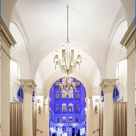 Grand Palace - Small Luxury Of The World 5* Brno
