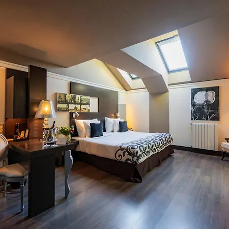 Hotel Grand Palace 5*