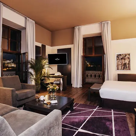 Hotell Grand Palace 5*