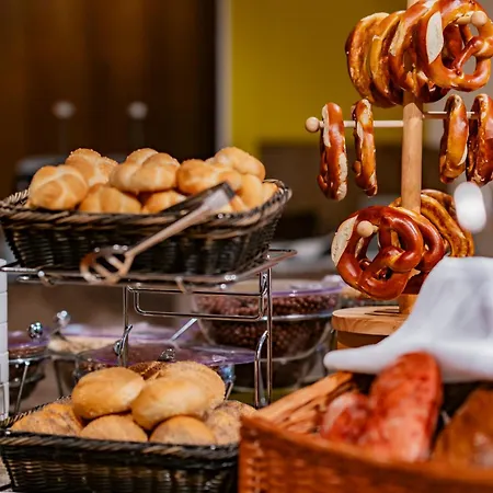 Grand Palace - Small Luxury Of The World 5* Brno