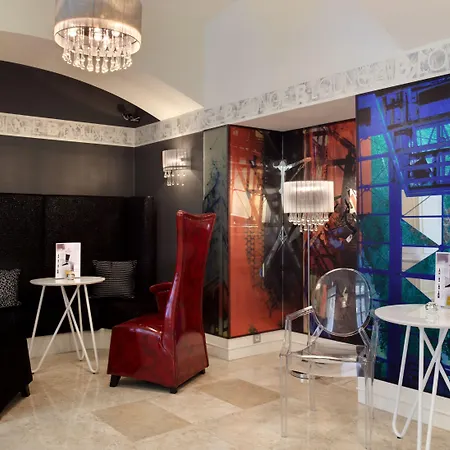 Hotel Grand Palace - Small Luxury Of The World