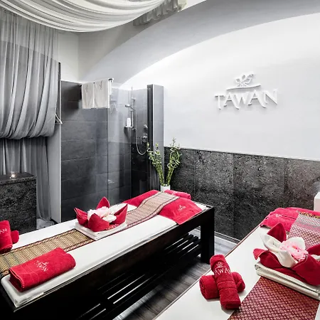 Grand Palace - Small Luxury Of The World Hotel Brno