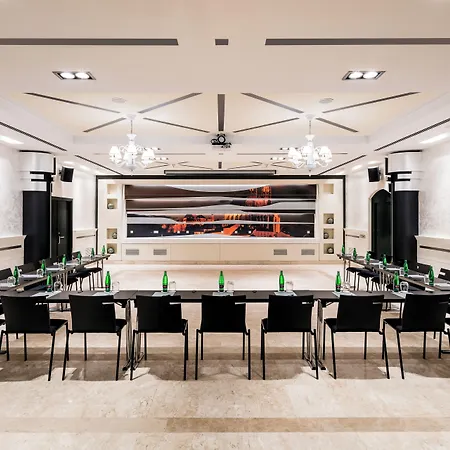 Grand Palace - Small Luxury Of The World 5* Brno