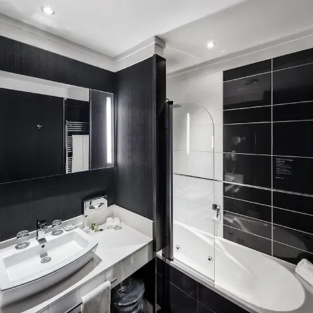 Grand Palace - Small Luxury Of The World מלון