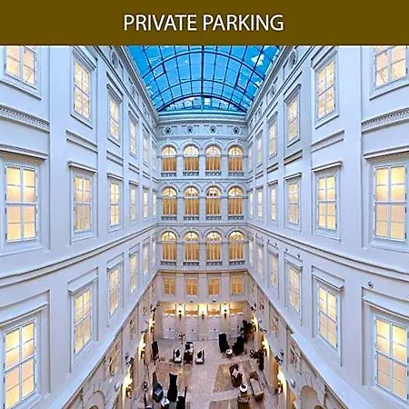 Grand Palace - Small Luxury Of The World 5*