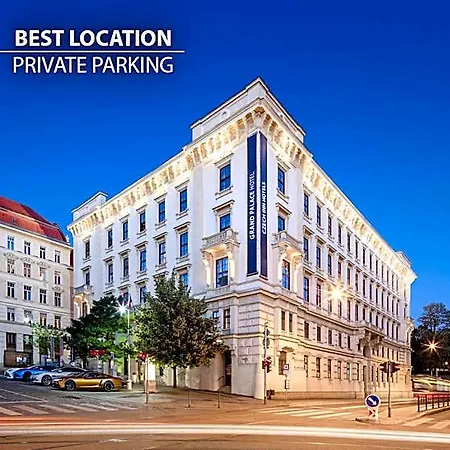 Grand Palace - Small Luxury Of The World Hotel