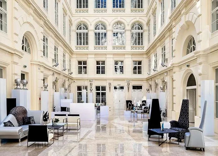 فندق Grand Palace - Small Luxury Of The World